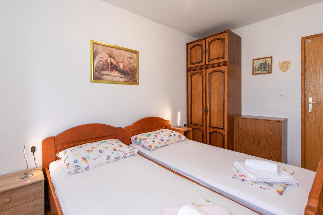 Apartment Valkovic Baška Eksteriør bilde